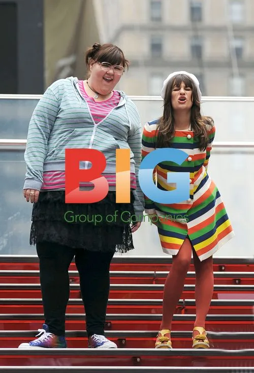 Lea Michele and Ashley Fink on 'Glee' set