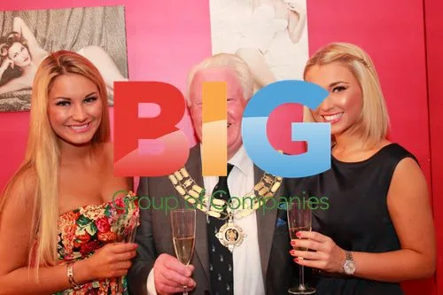 Sam Faiers Launches Boutique in Brentwood