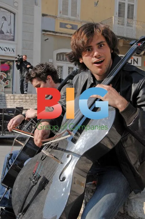 YouTube cellists Luka Sulic and Stjepan Hauser on The Ellen DeGeneres Show