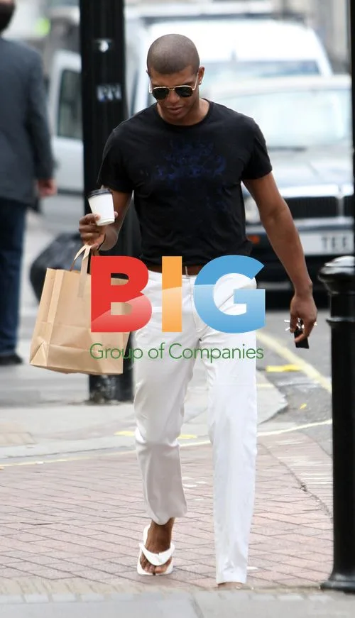 Alex Reid's Mystery Male Friend