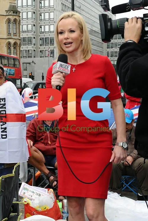 Amanda Holden Interviews Fans at Royal Wedding