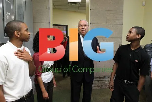 Colin Powell Visits St. Louis School