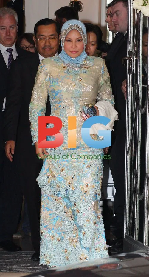 Malaysian Royals Leaving Claridges