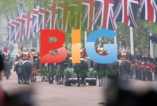 William and Catherine's Wedding Carriage Procession