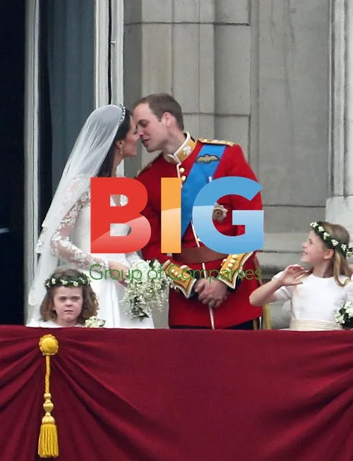 William and Kate's Royal Wedding Kiss