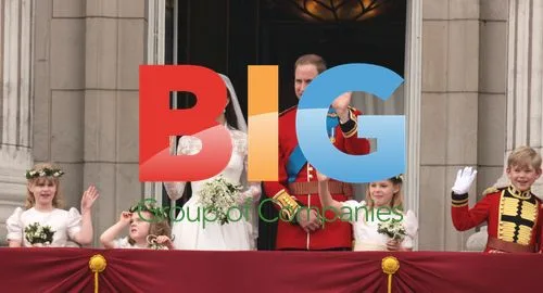 Prince William and Princess Catherine Kiss