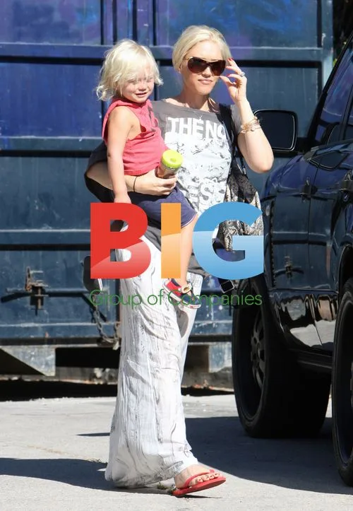 Gwen Stefani at Recording Studio with Son