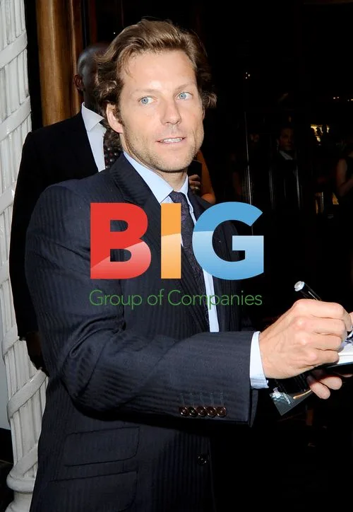 Jamie Bamber at Shooting Stars Benefit Dinner