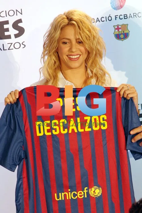 Shakira with FC Barcelona team