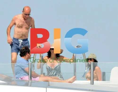 Simon Cowell Yacht Vacation with Paul McKenna