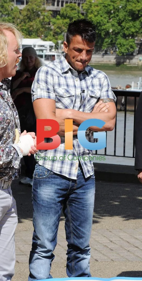 Peter Andre Hosts Greek Cook-Off on Southbank