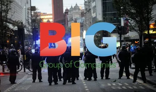 Youths Riot and Loot in Birmingham