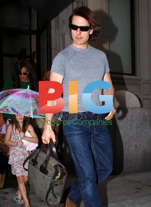 Tom Cruise Family Outing in NYC