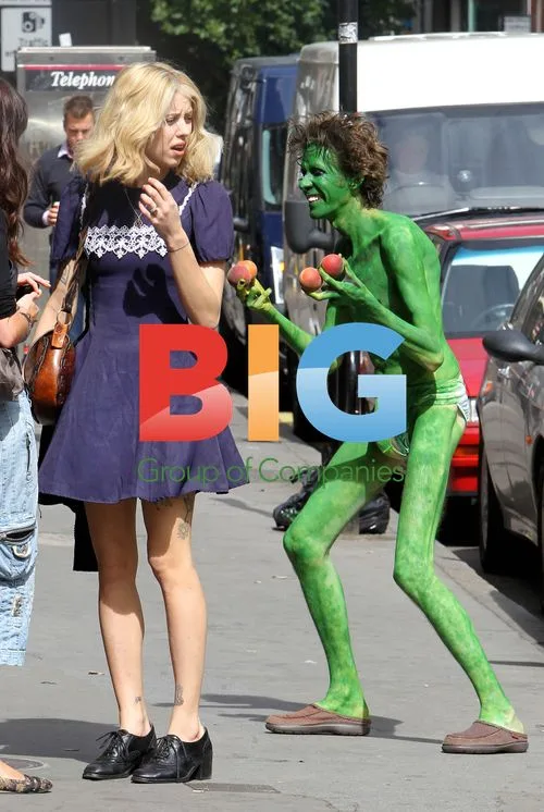 Peaches Geldof Pranked by "The Pranker"