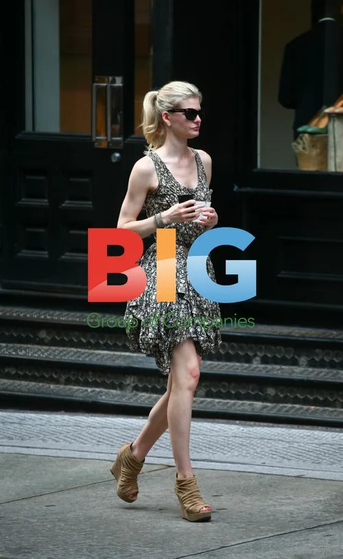Celia, ex-ANTM star, in Soho, NYC