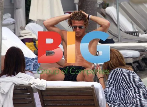 Diego Forlan Enjoys Miami Vacation