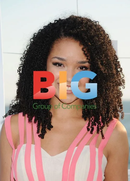 Aisha Dee at Fox All Star Party 2011