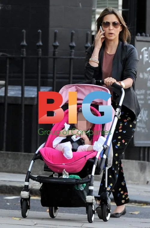 Rachel Stevens With Baby in London