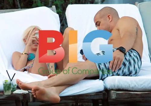 Jenna Jameson and Tito Ortiz Poolside in Miami