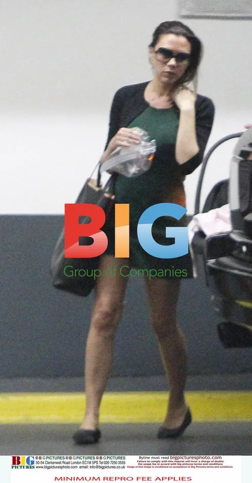 Victoria Beckham leaves LA with baby Harper