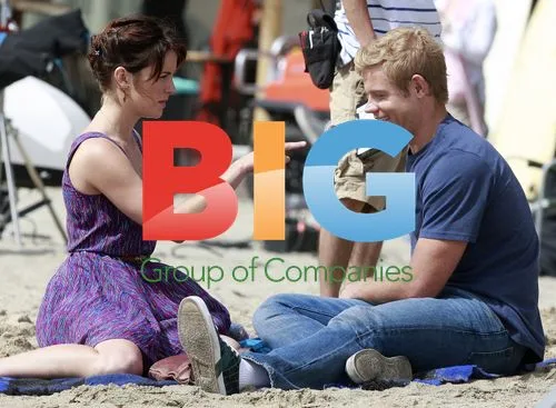 90210 Cast Filming on LA Beach