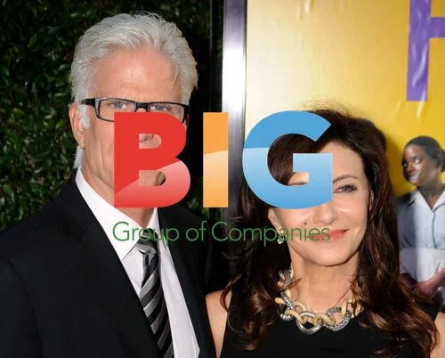 Ted Danson and Mary Steenburgen at "The Help" Premiere