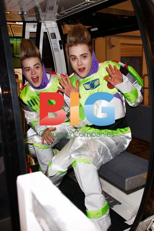 Jedward Break Parcel Record