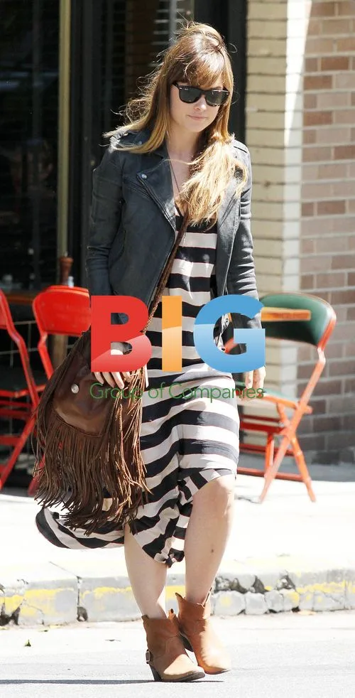 Olivia Wilde Lunch in Los Feliz