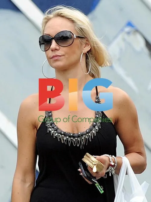 Kristina Rihanoff Spotted at Tesco's