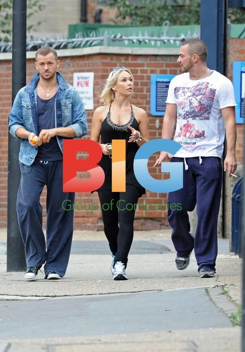 Kristina Rihanoff goes to Tesco's