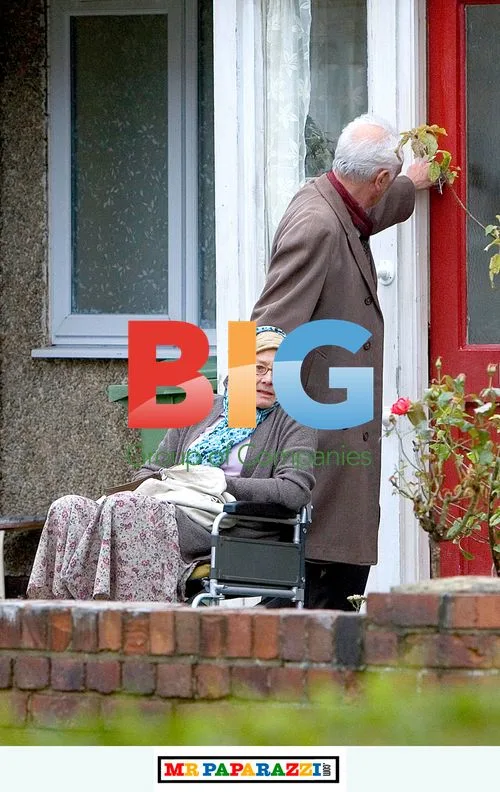 Gemma Arterton, Vanessa Redgrave on 'A Song for Marion' set