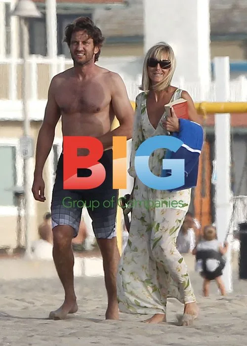 Gerard Butler enjoys beach day in Malibu