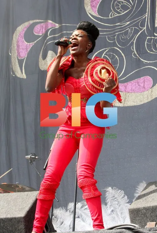 Noisettes Perform at V Festival