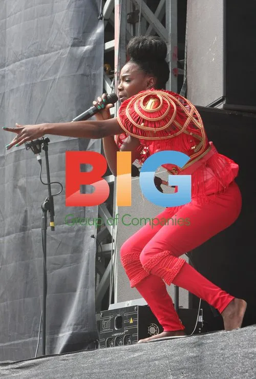 Noisettes at V Festival