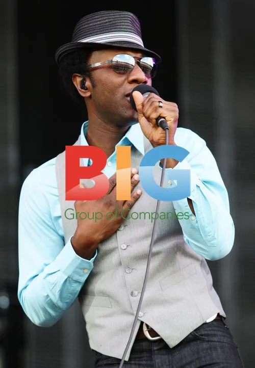Aloe Blacc Performs at V Festival