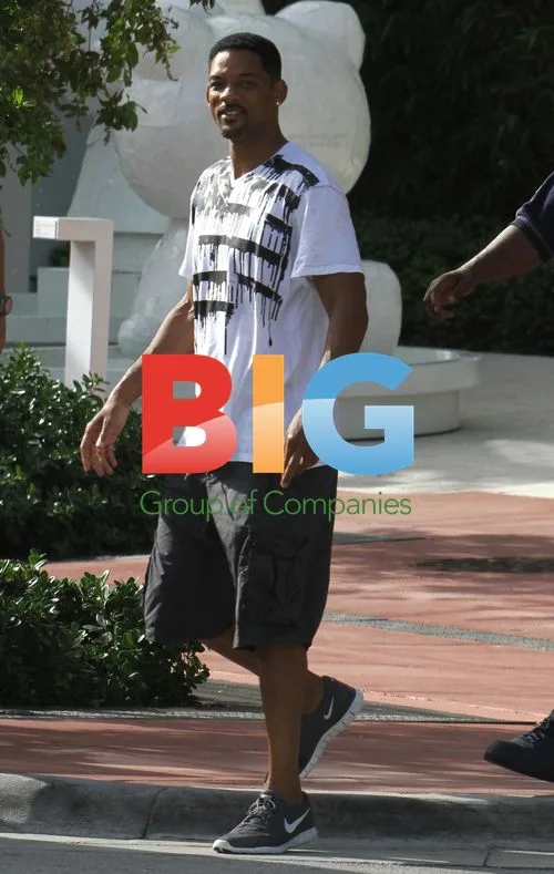 Will Smith Enjoys Miami Street
