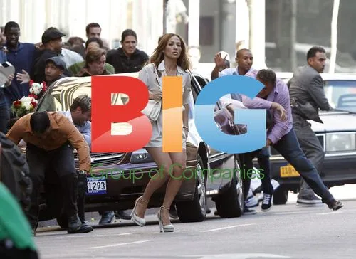 Jennifer Lopez on Video Set