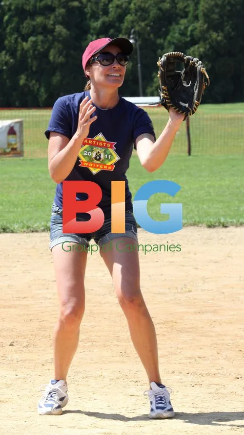 Countess LuAnne de Lesseps at Artists and Writers Softball Game