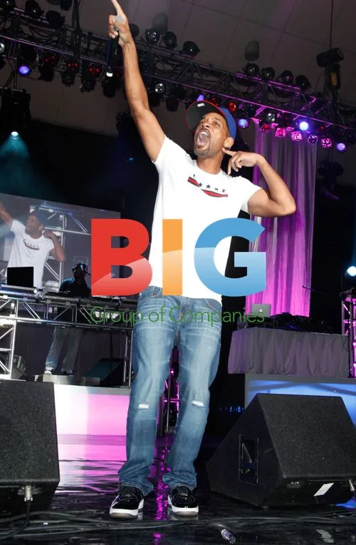 Will Smith Performs Tribute to Lady B