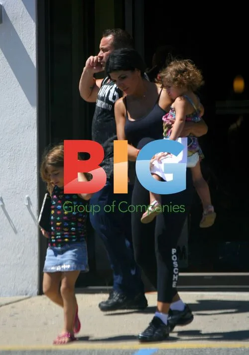 Teresa Giudice Family Outing