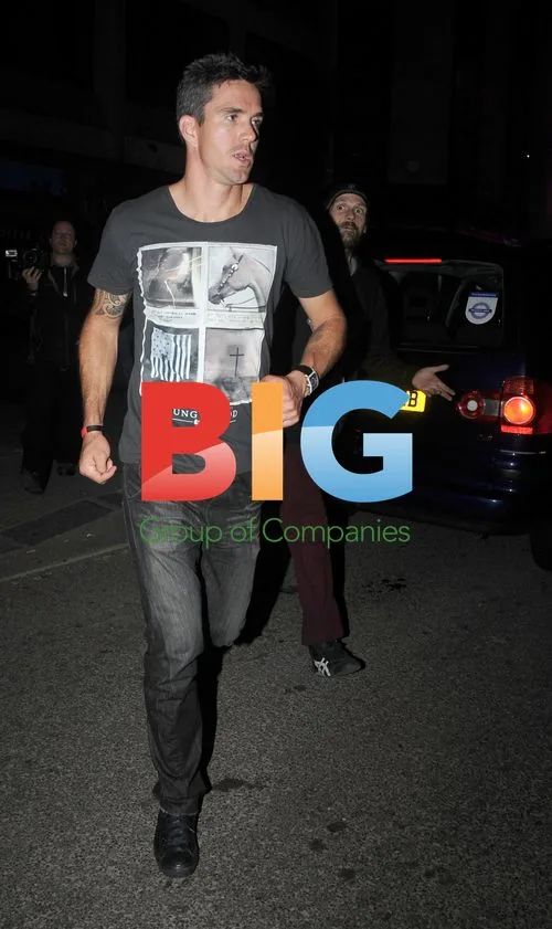 Kevin Pietersen Leaving Mahiki