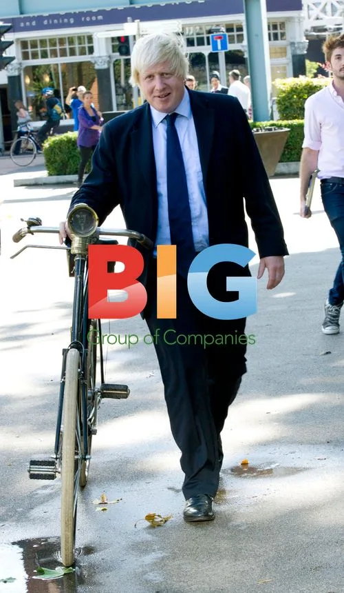 Kelly Brook and Boris Johnson at Mayor bike event