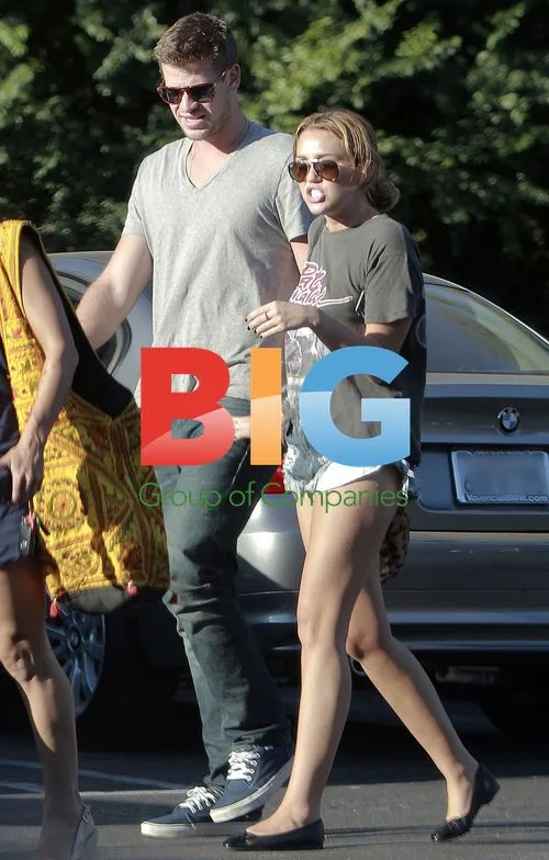 Miley Cyrus and Liam Hemsworth Outing