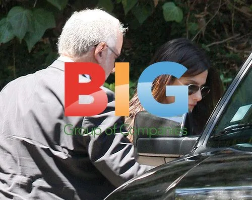 Sandra Bullock Arrives Home