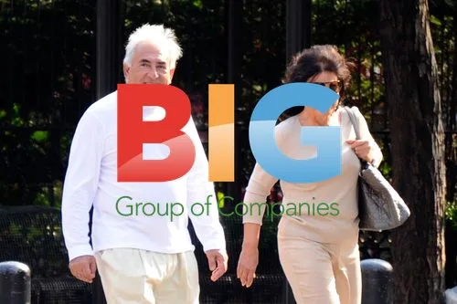 Dominique Strauss-Kahn and Anne Sinclair walk in Tribeca