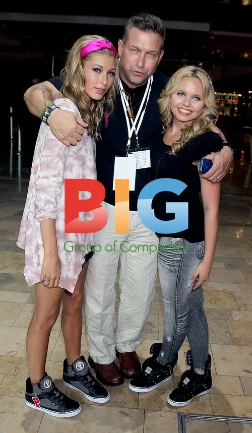 Stephen Baldwin, Hailey Baldwin, and Alli Simpson at Fashion Show Mall