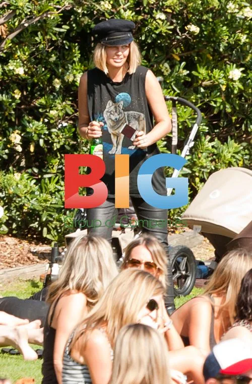 Lara Bingle spotted at Bondi Beach