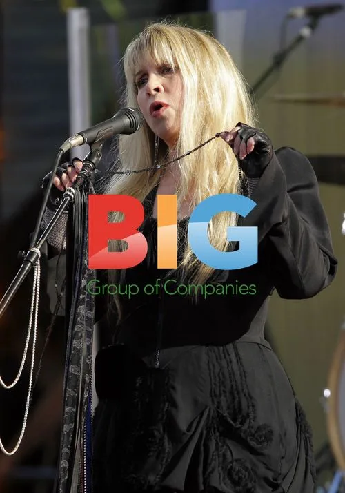 Stevie Nicks Performs on GMA in NYC