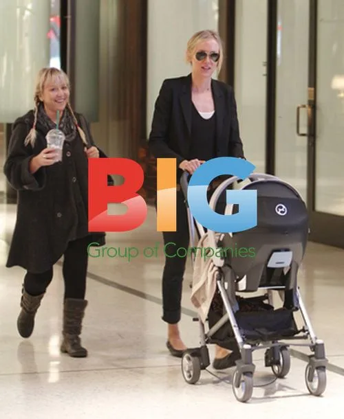 Kimberly Stewart out with baby Delilah