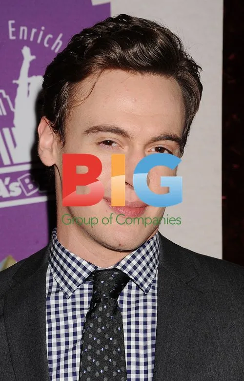 Eric Bergen at 'A Snow White Christmas' Gala